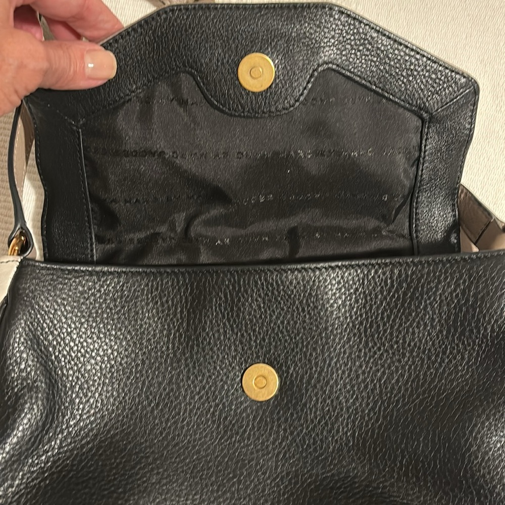 Marc Jacobs color block adjustable strap crossbody black, cream, grayish-/taupe - Picture 8 of 17